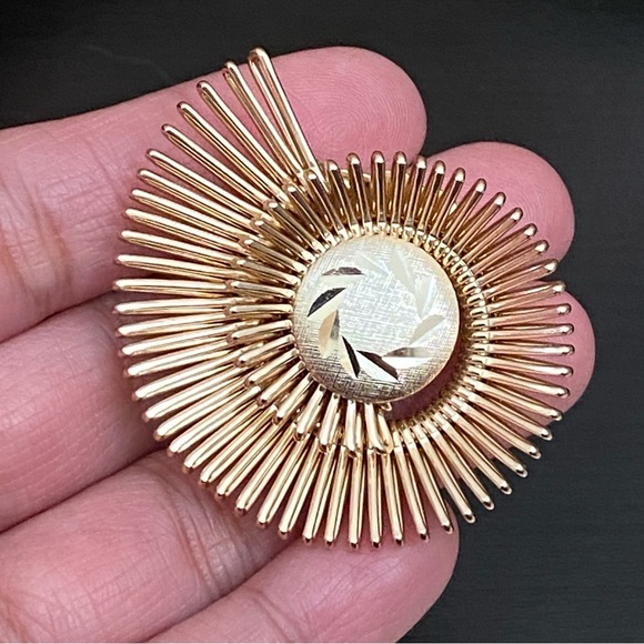 Vintage Western Germany Gold-tone Spiral Nautilus Scarf Clip - Picture 4 of 12